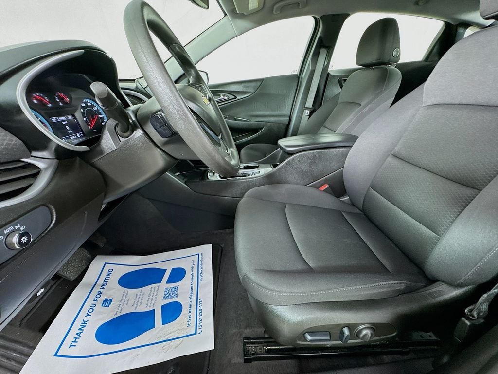 Used 2024 Sterling Gray Metallic Chevrolet LT image 25