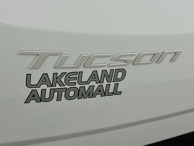 New 2026 Hyundai TUCSON SEL