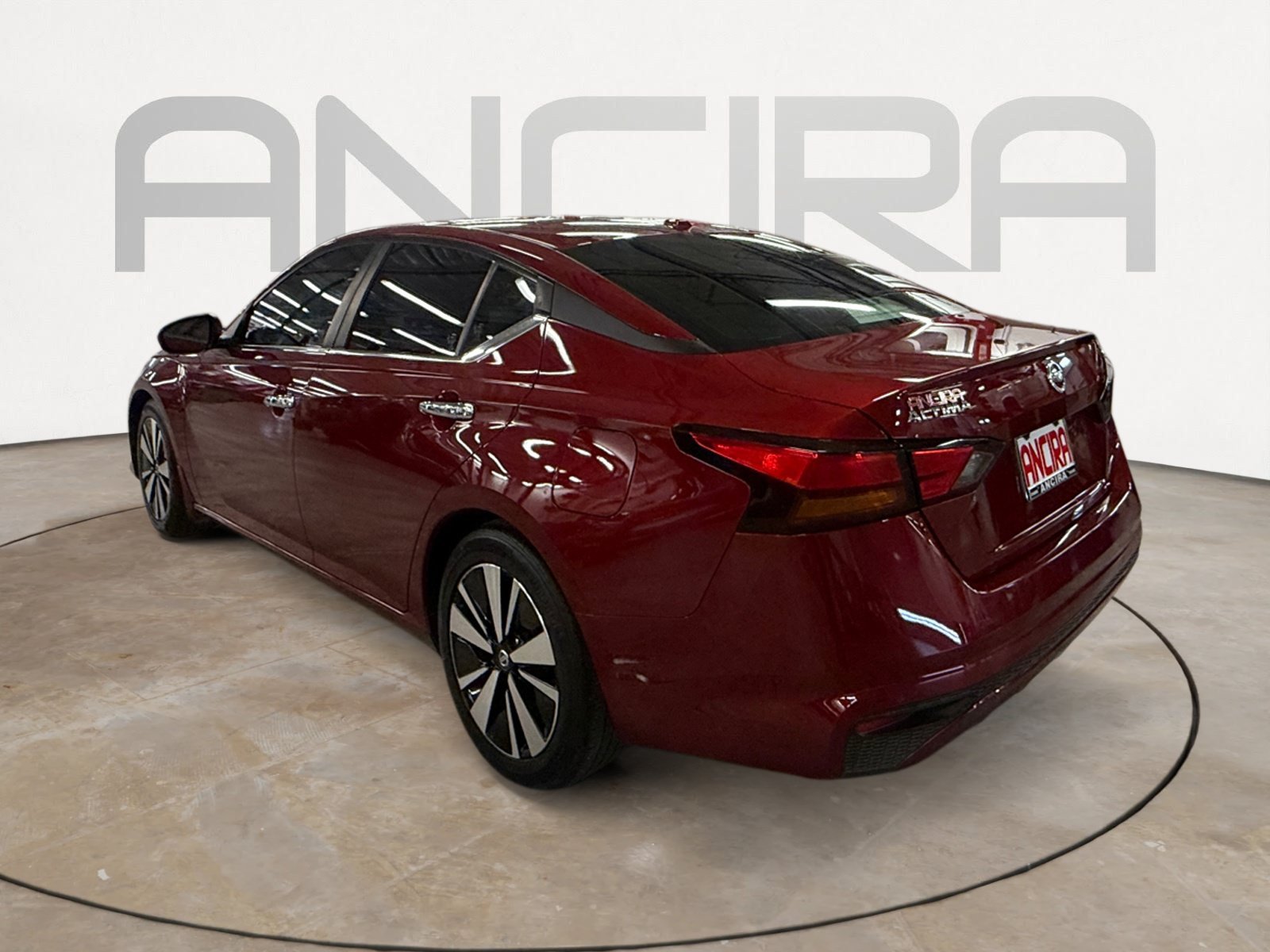 Used 2022 Scarlet Ember Tintcoat Nissan 2.5 SV image 8