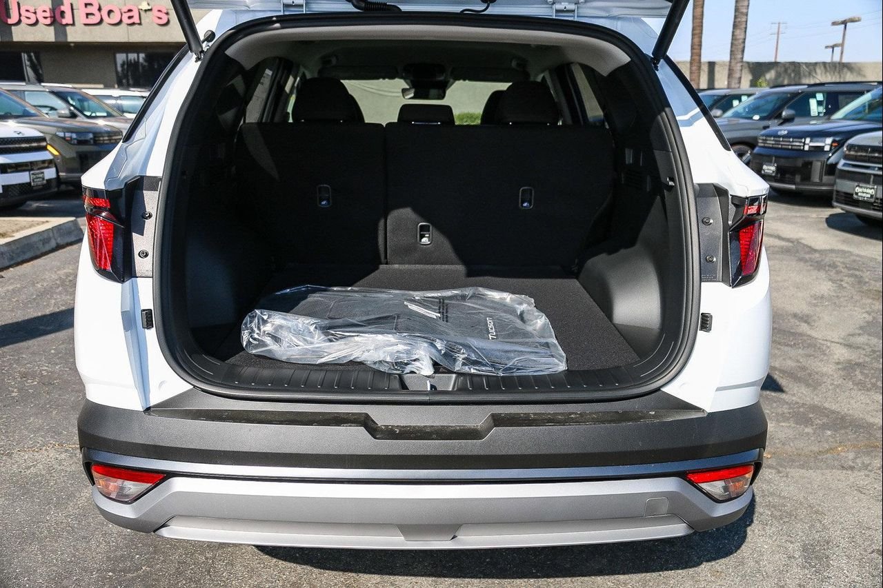 New 2026 White Hyundai SEL image 46