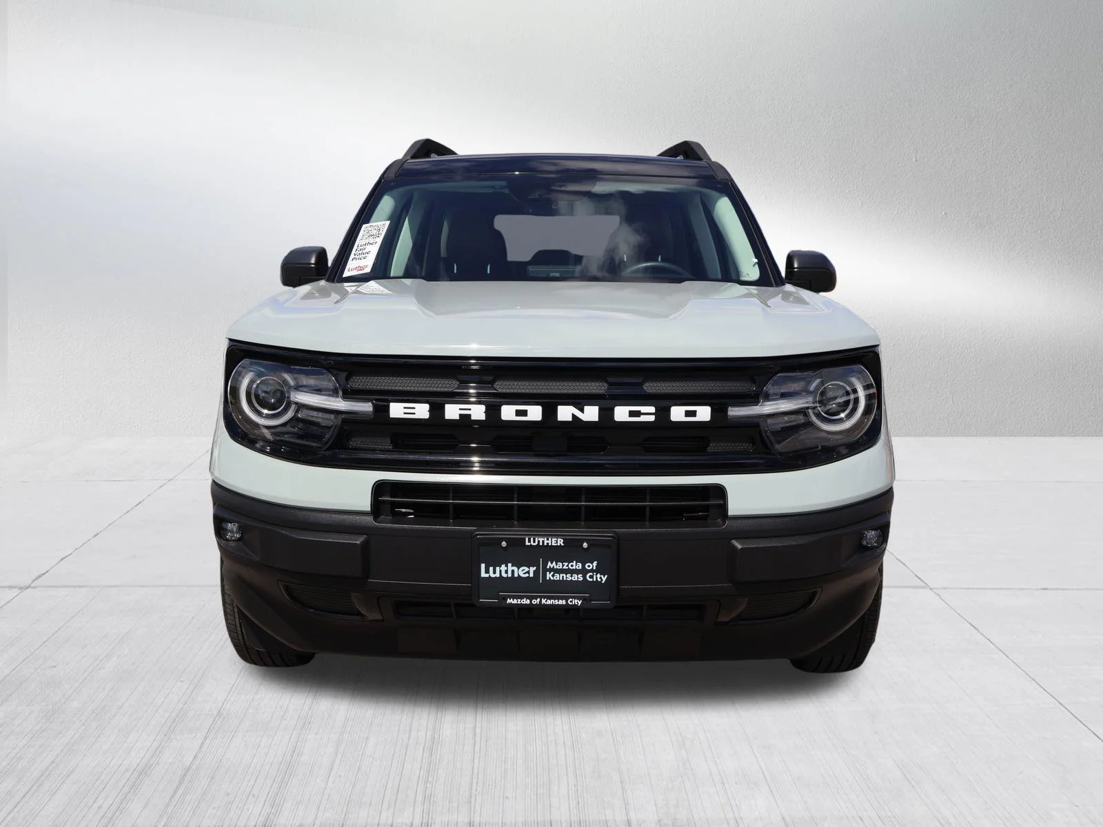 Used 2022 Ford Bronco Sport Outer Banks with VIN 3FMCR9C63NRE24329 for sale in Kansas City