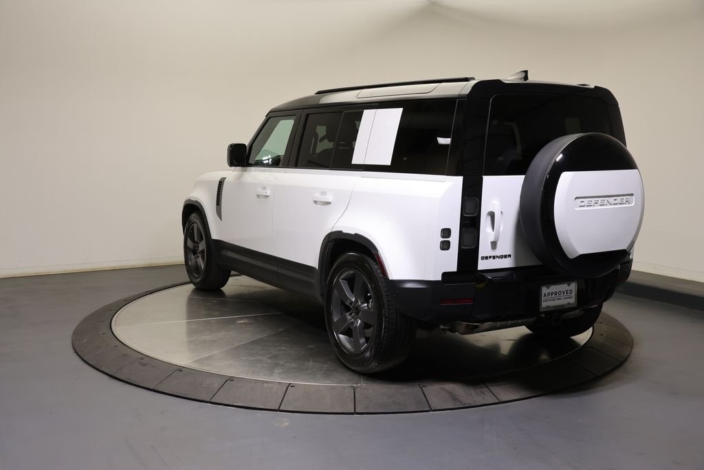 Used 2026 Fuji White Land Rover S image 3