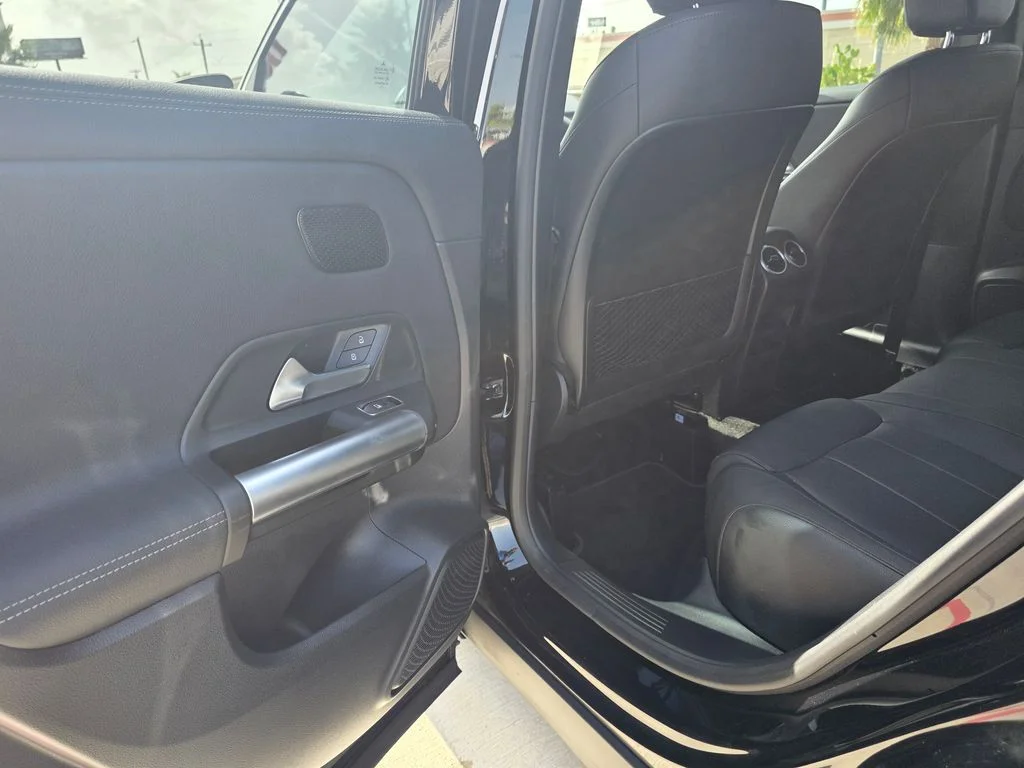 Used 2024 Black Mercedes-Benz GLA 250 image 13