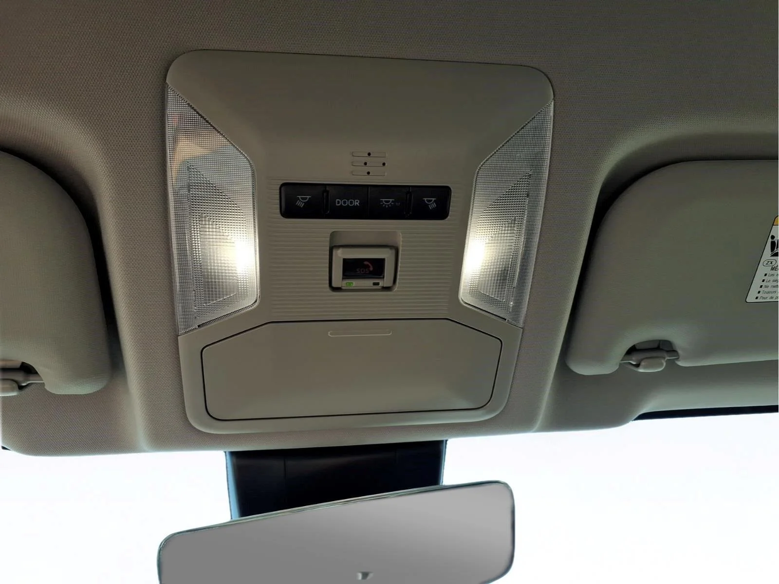 Used 2025 Ice Cap Toyota Hybrid LE image 24
