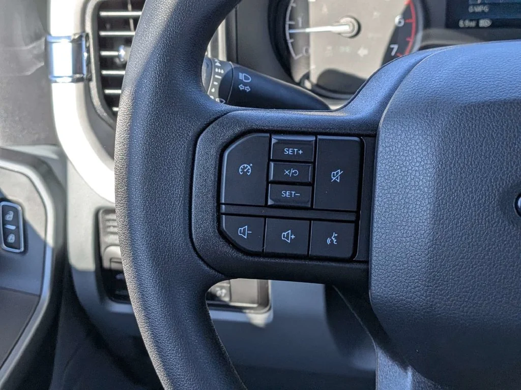 New 2027 Carbonized Gray Metallic Ford F-250® XLT image 19