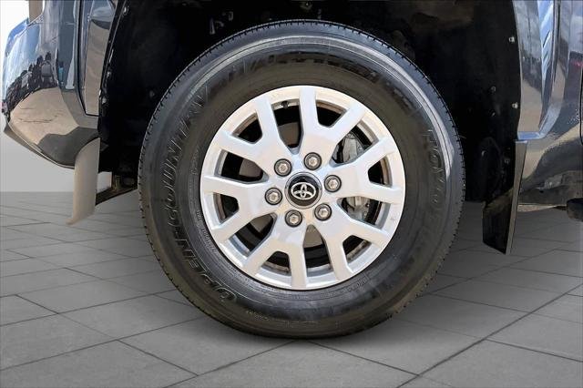2024 Toyota Tacoma SR5 - Photo 11