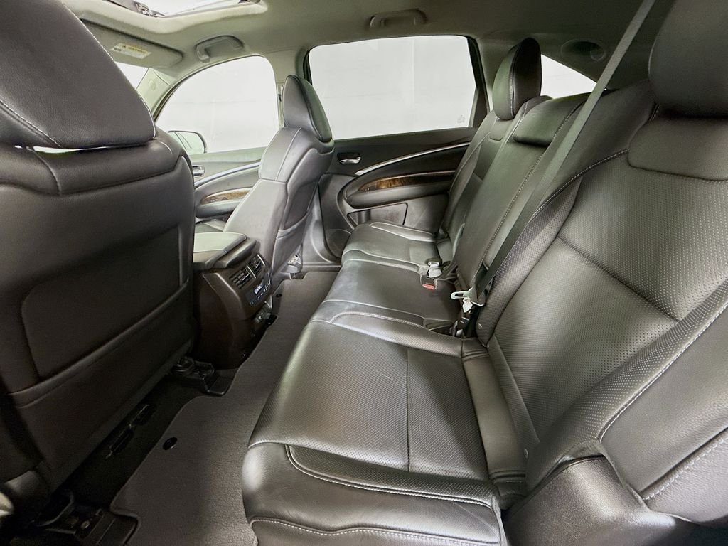 Used 2019 White Diamond Pearl Acura w/Technology Pkg image 25