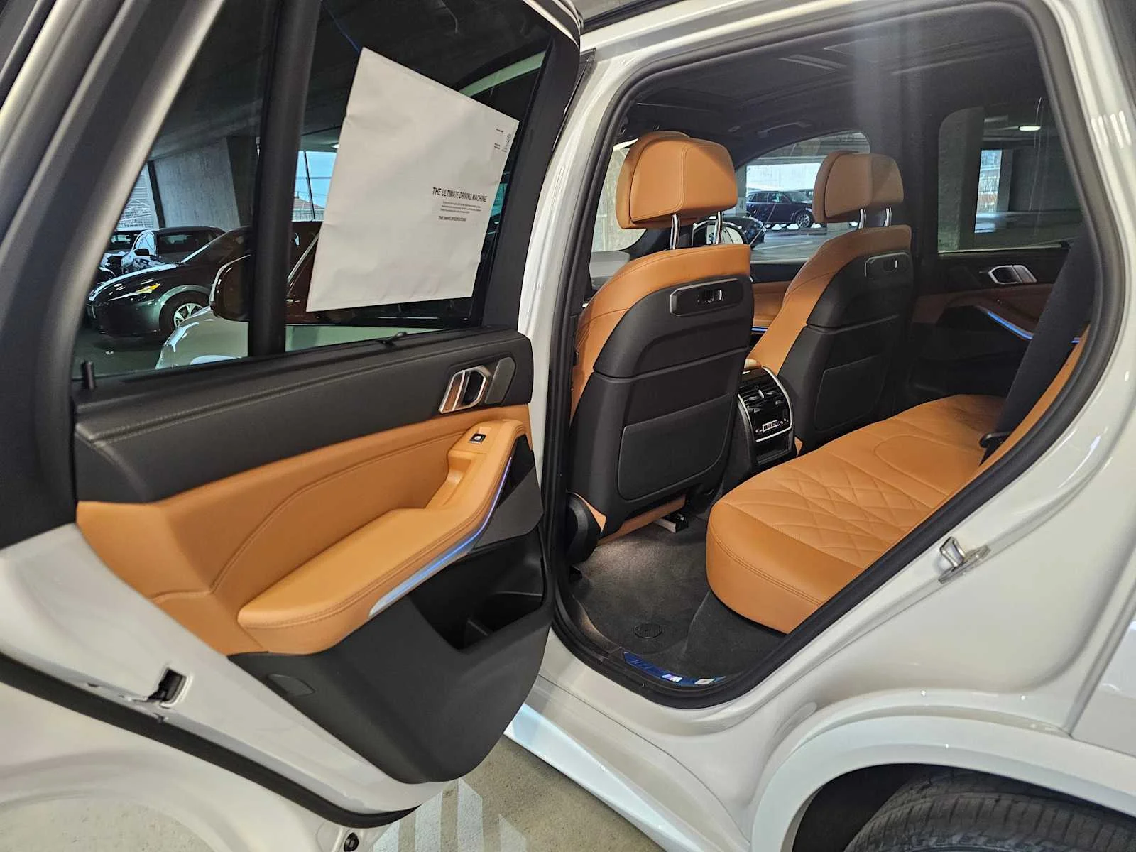 New 2026 Mineral White Metallic BMW xDrive50e image 37
