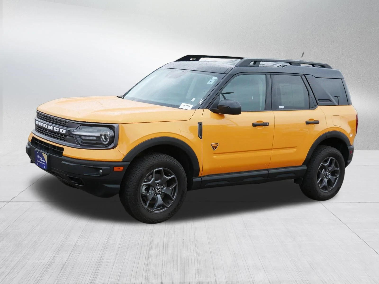 Certified Used 2022 Cyber Orange Metallic Tricoat Ford Badlands image 3