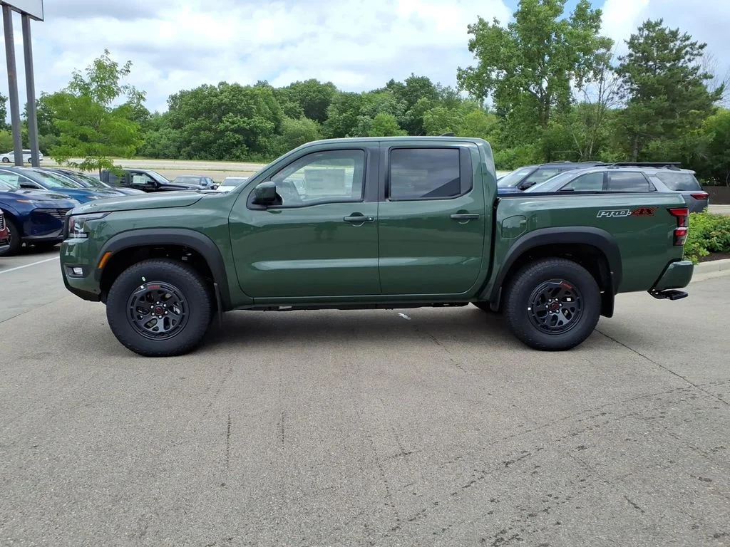 New 2026 Green Nissan PRO-4X image 4