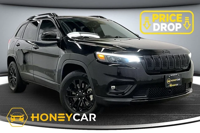 Pre-Owned 2023 Jeep Cherokee Altitude