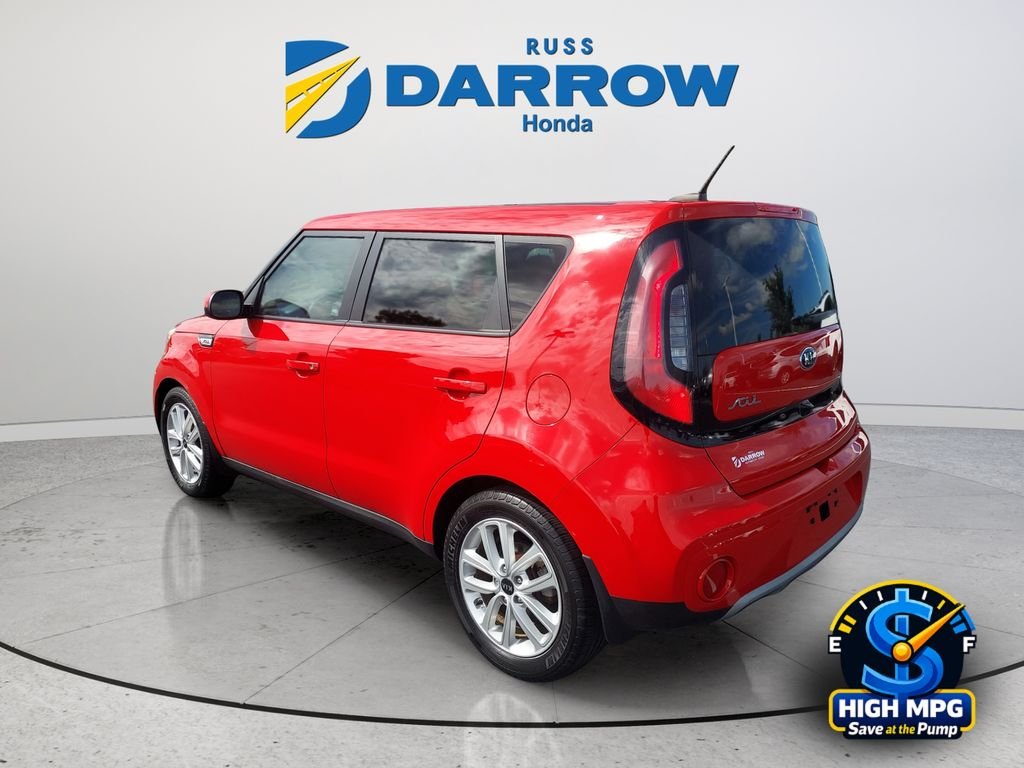 Used 2019 Red Kia Plus image 3