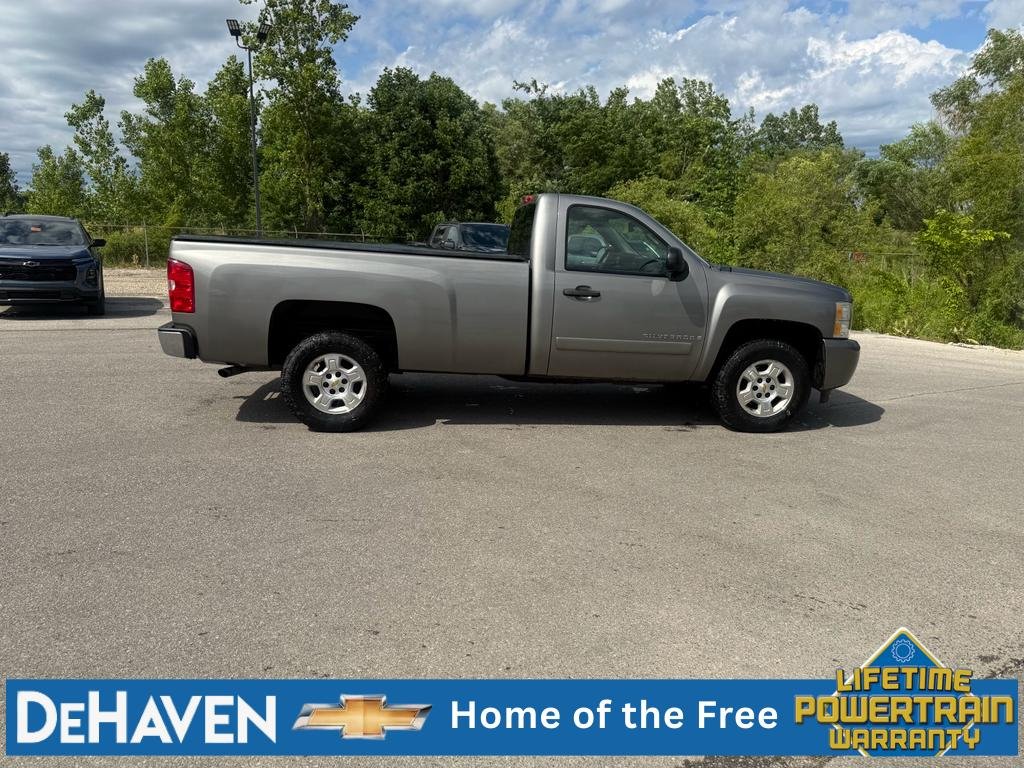 Used 2008 GRAYSTONE METALLIC Chevrolet LT w/1LT image 7