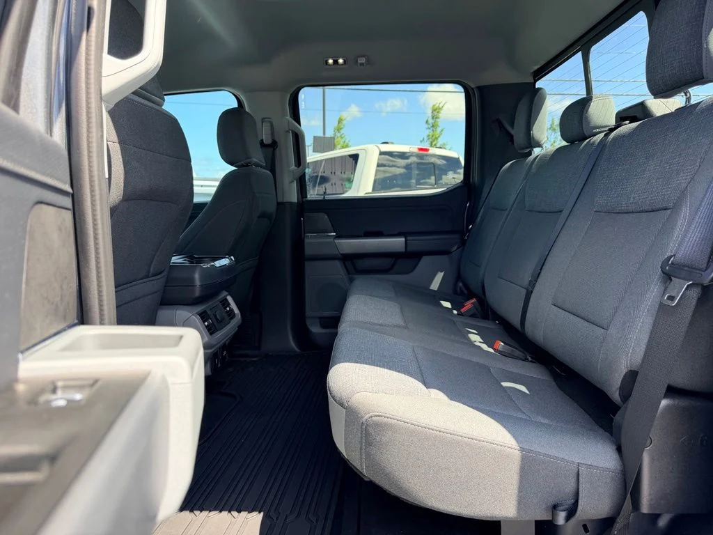 Used 2024 Gray Ford XLT image 16