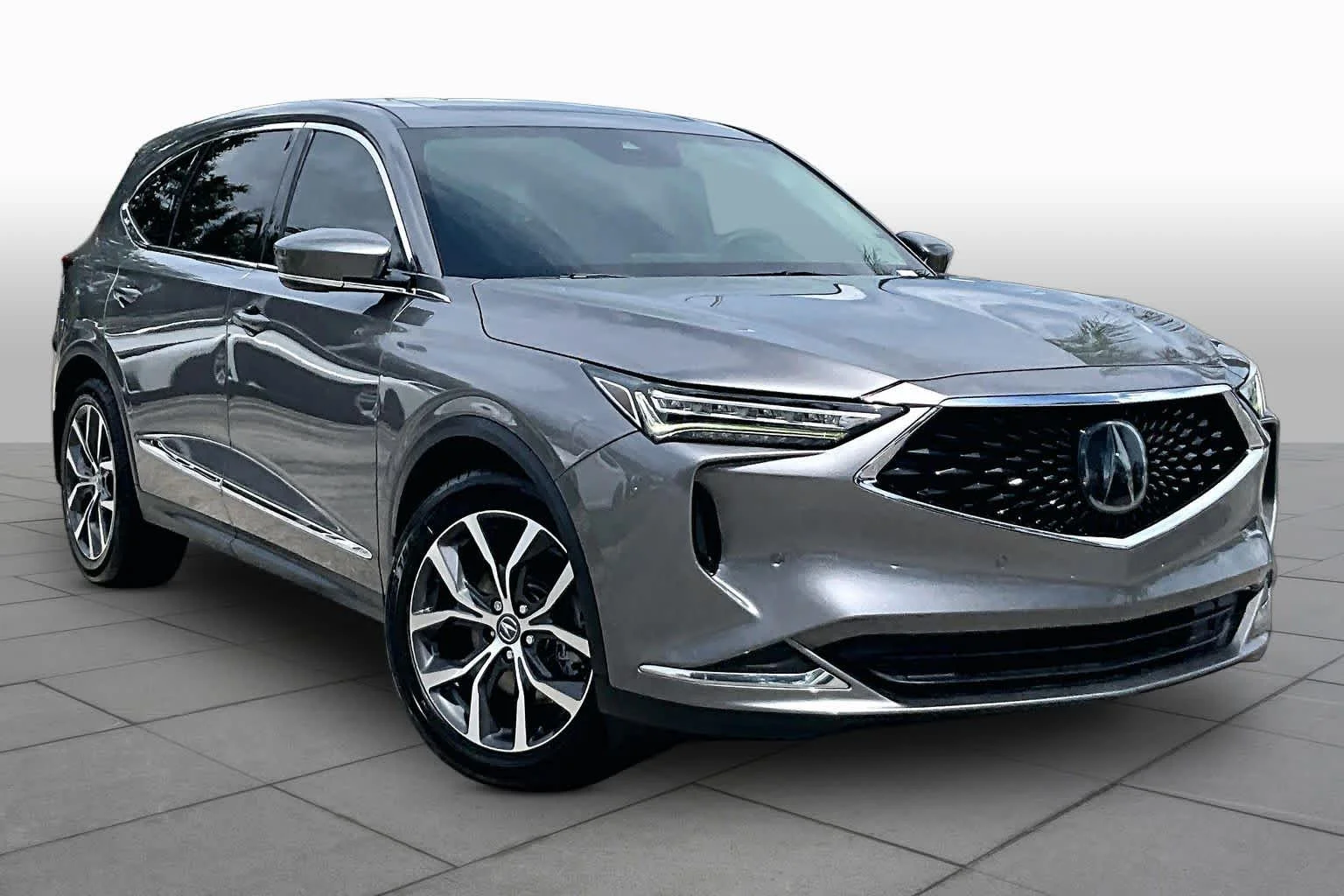 Used 2023 Liquid Carbon Metallic Acura w/Technology Package image 3