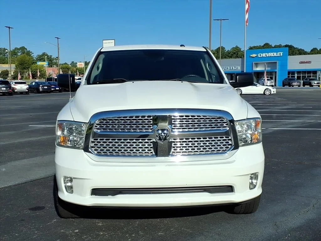 3C6JR6AT0DG596371
