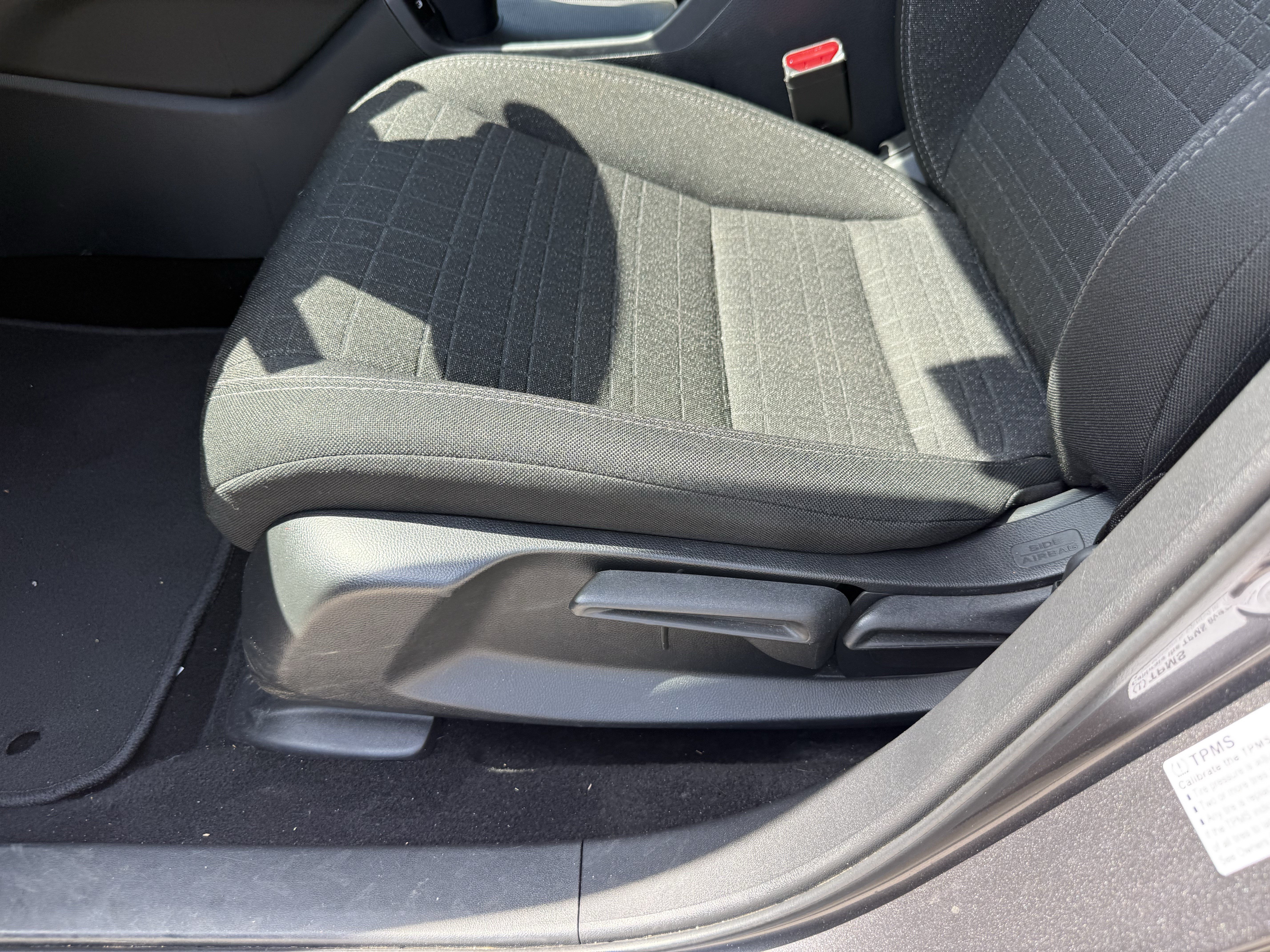 2025 Honda HR-V LX - Photo 28