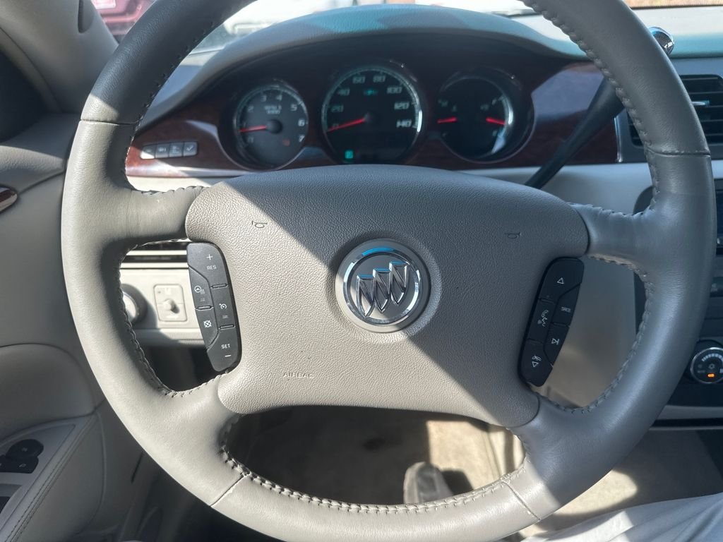 Used 2010 Silver Buick CXL Premium image 28