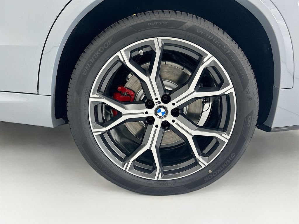 New 2026 Gray Metallic BMW xDrive50e image 30