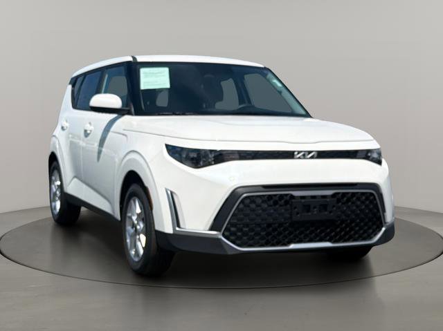 2025 Kia Soul 2.0L LX IVT's photo