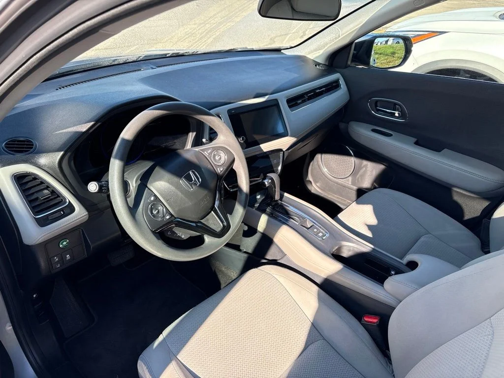 Used 2022 Gray Honda EX image 3