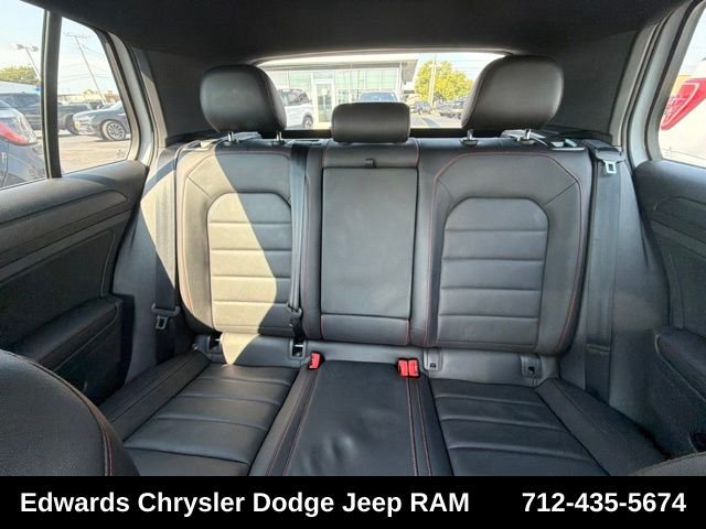 Used 2020 Silver Volkswagen 2.0T SE image 19