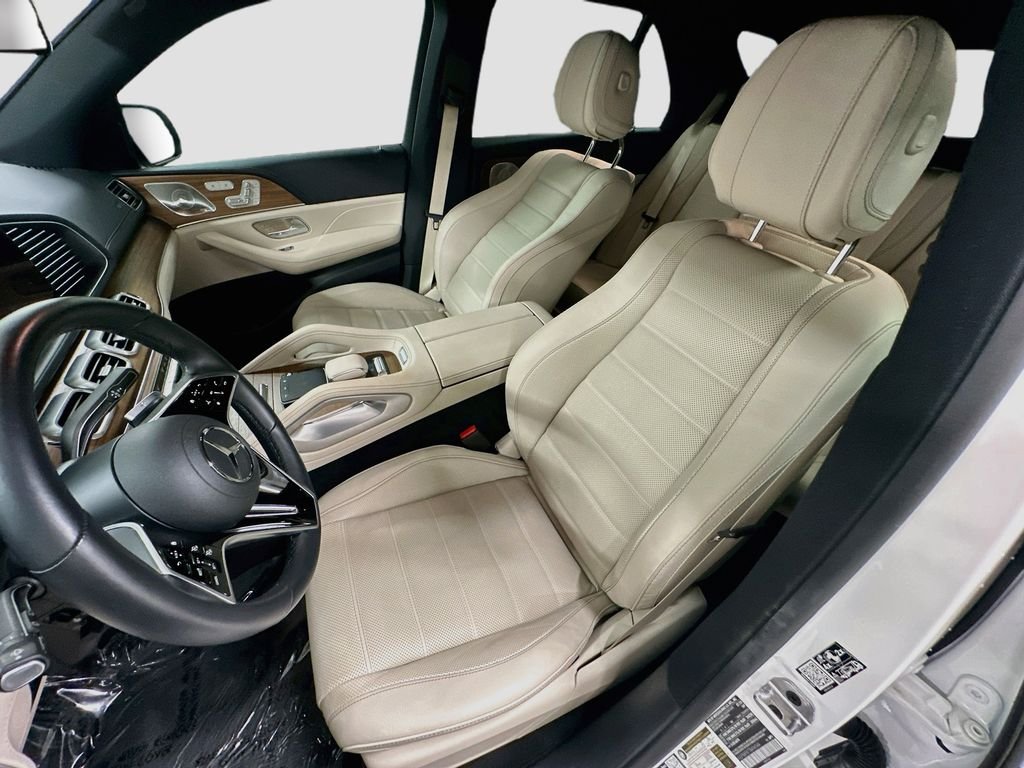 Used 2026  Mercedes-Benz GLE 580 image 5