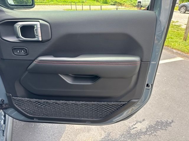 New 2026 Anvil Clear-Coat Exterior Paint Jeep Rubicon X image 9