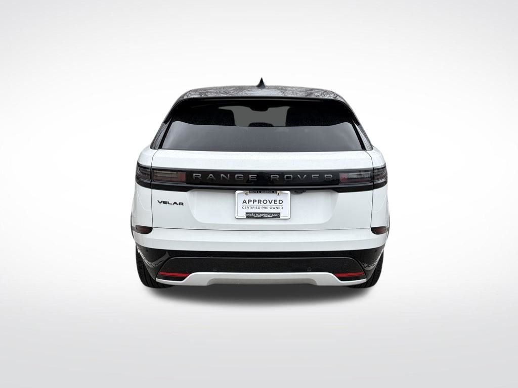 Used 2026 White Land Rover Dynamic SE image 7