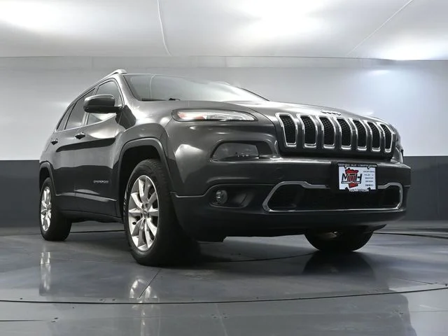 Used 2015 Gray Jeep Limited image 55