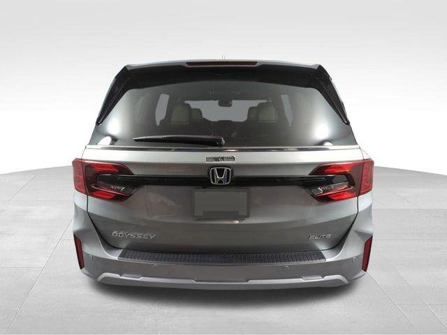 New 2026 Solar Silver Metallic Honda Elite image 3