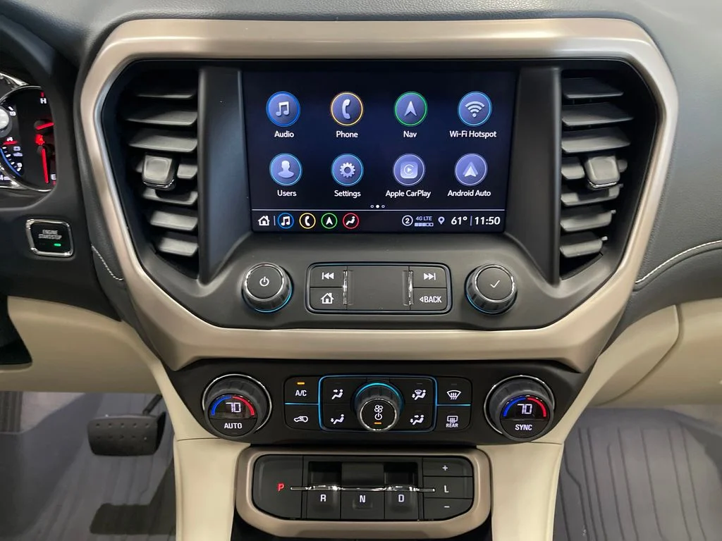 Used 2023 White GMC Denali image 21