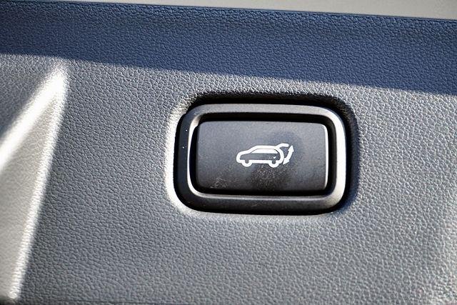 New 2026 Silver Hyundai Limited image 18