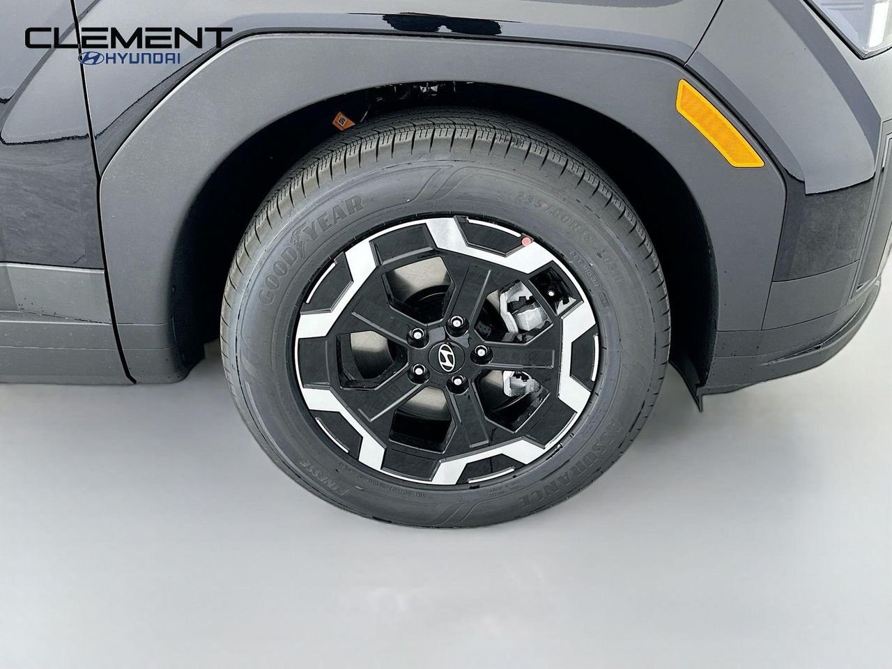 New 2026 Black Hyundai SEL AWD image 31
