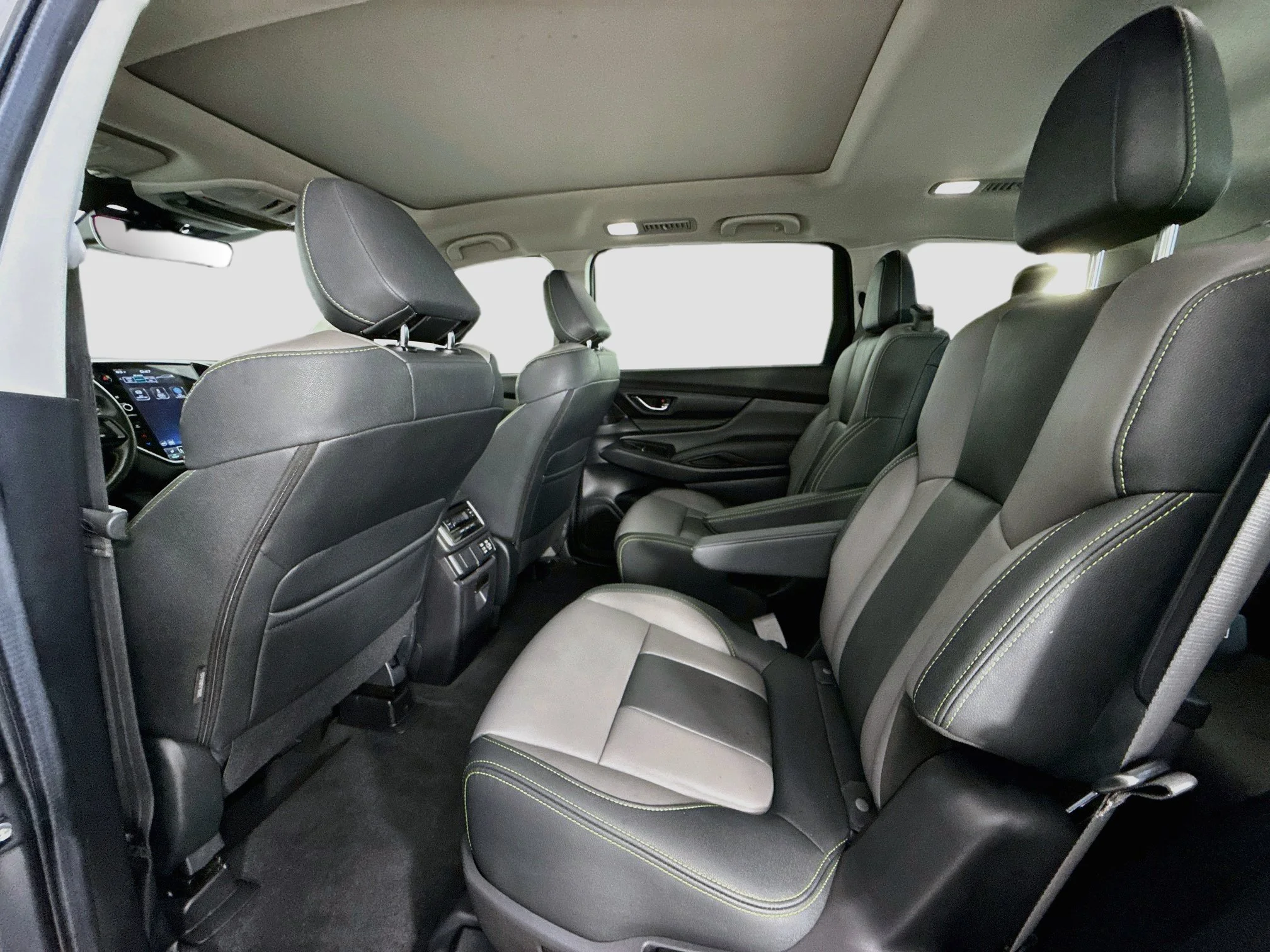 Used 2025 Gray Subaru Onyx Edition image 24