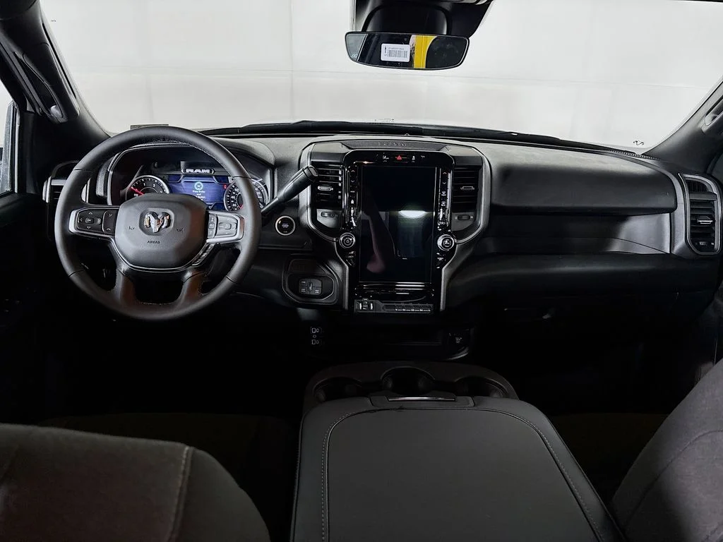 2025 RAM 2500 Tradesman - Photo 12