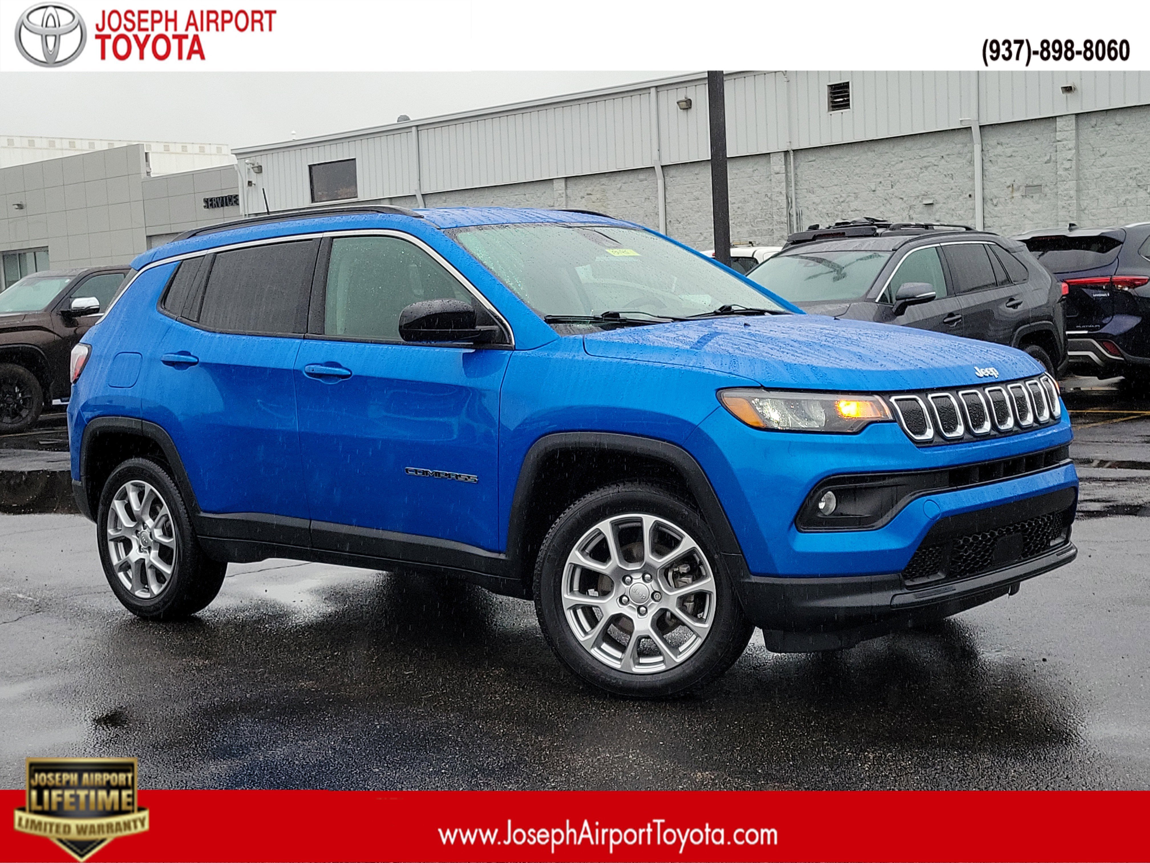 2022 Jeep Compass Latitude Lux 4X4's photo
