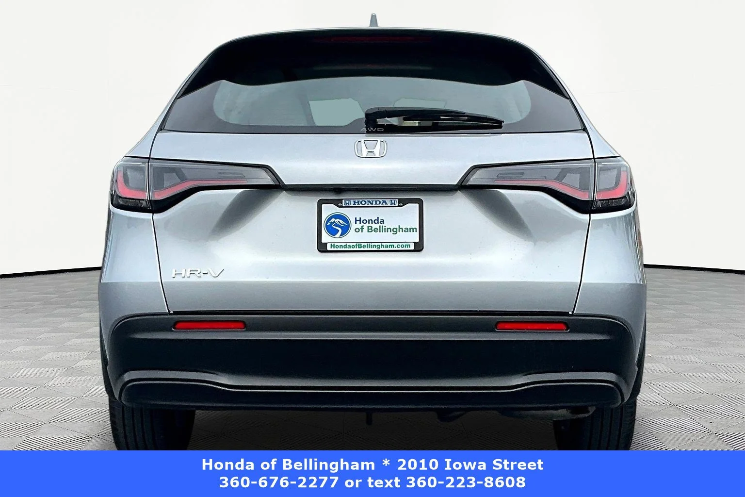 Certified Used 2025 Lunar Silver Metallic Honda AWD LX image 37