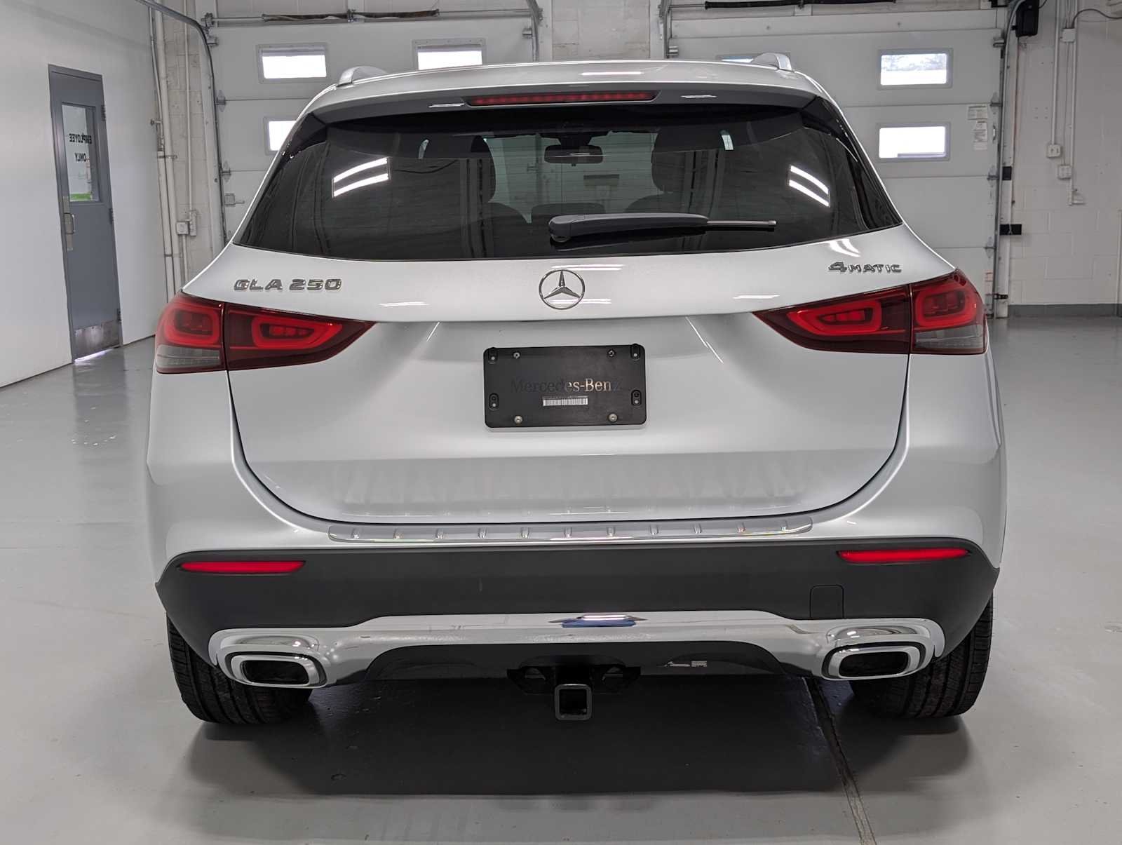 Certified Used 2023 Iridium Silver Metallic Mercedes-Benz GLA 250 image 9