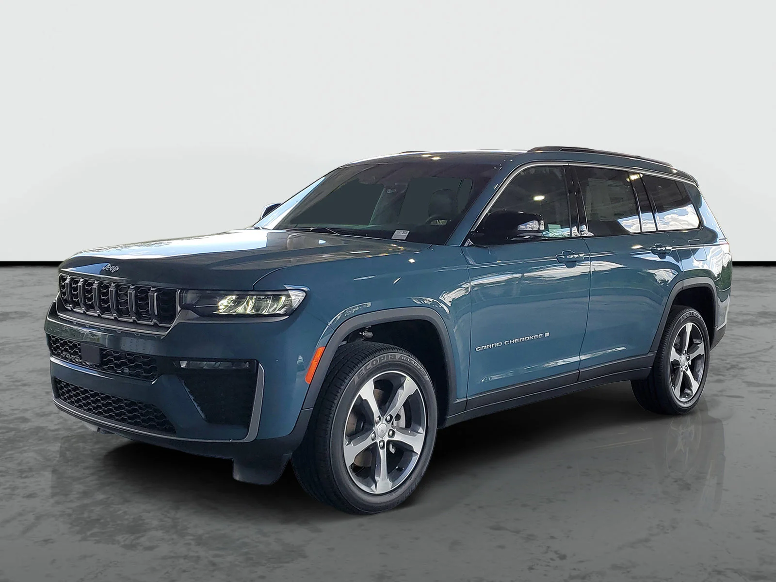 New 2026 Steel Blue Exterior Paint Jeep Limited image 3