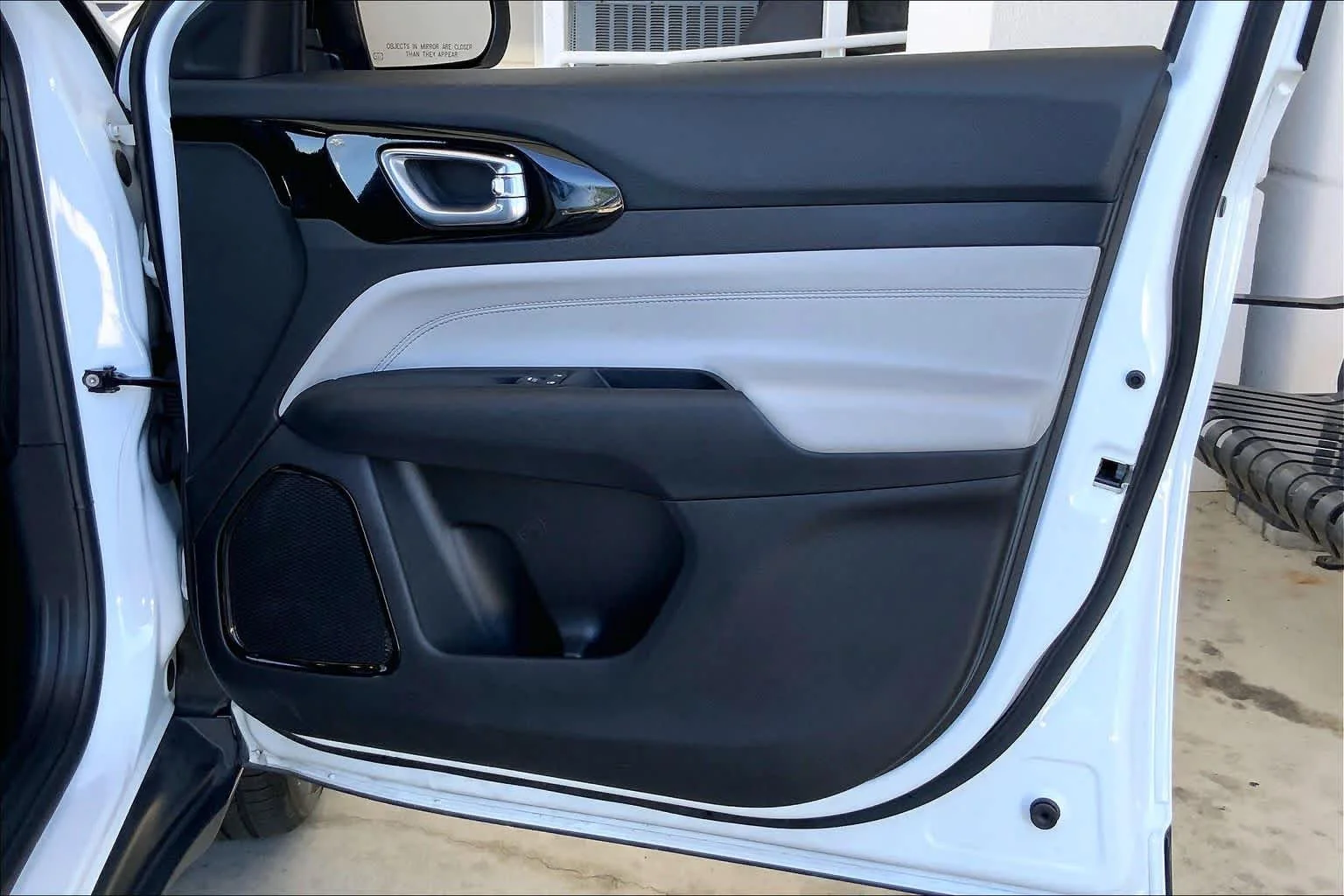 2025 Jeep Compass Limited - Photo 23