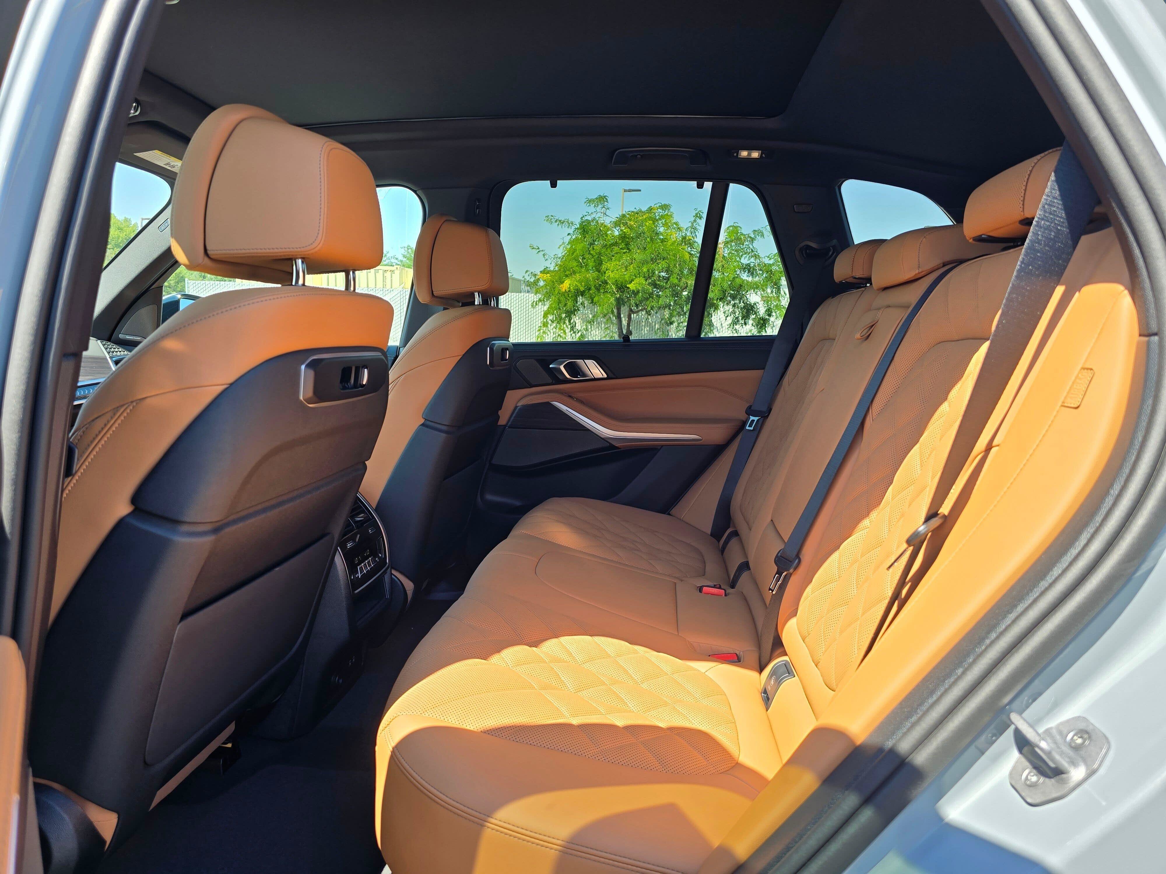New 2026 Brooklyn Grey Metallic BMW xDrive50e image 12