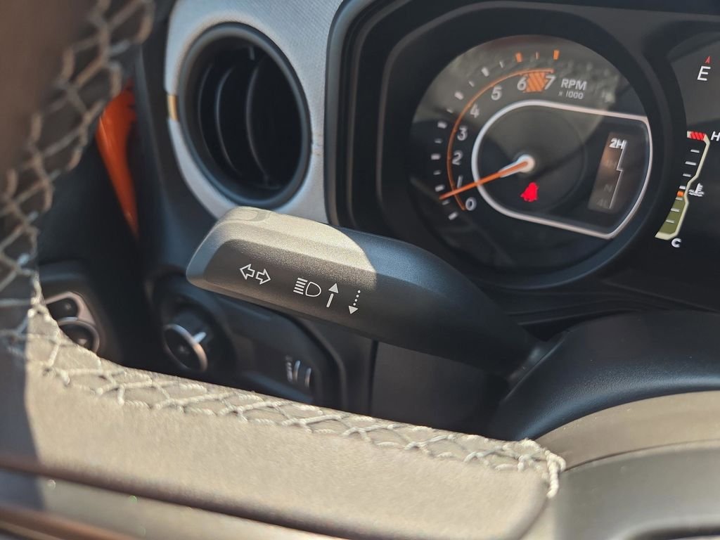 2025 Jeep Wrangler 4-Door Sport S - Photo 15