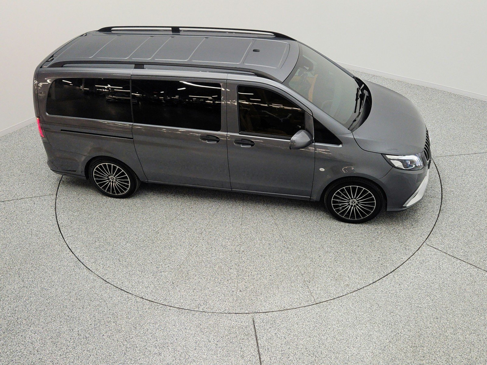 Used 2022 Selenite Grey Metallic Mercedes-Benz Standard Roof 126 Wheelbase image 12