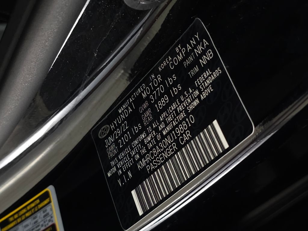Certified Used 2022 Black Noir Pearl Hyundai SEL image 30