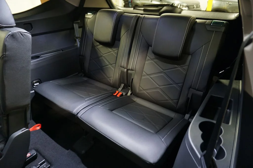 New 2026 Pure Gray Volkswagen 2.0T SE w/Technology image 12