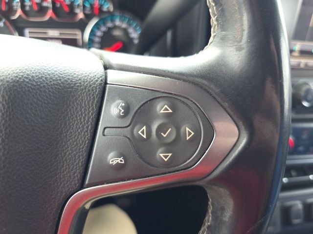 Used 2014 Black Chevrolet LT image 15