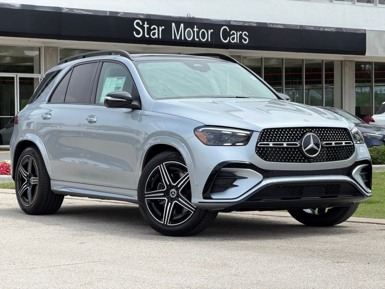 New 2026 Cirrus Silver Metallic Mercedes-Benz GLE 450 image 1