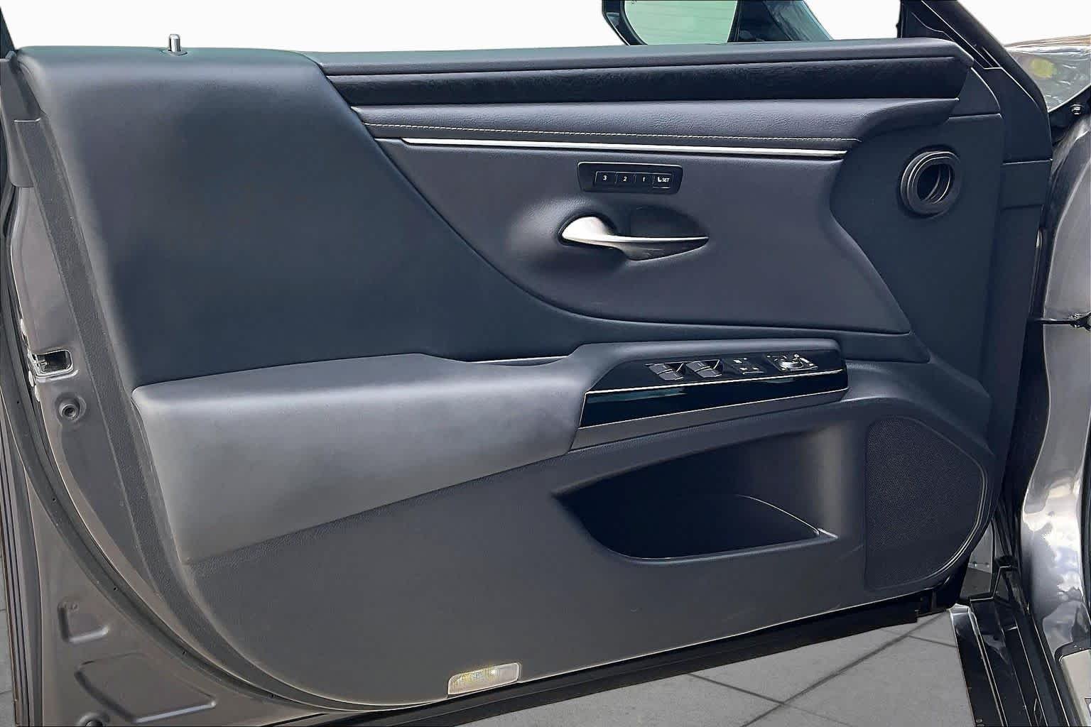 Used 2025 Cloudburst Gray Lexus  image 20