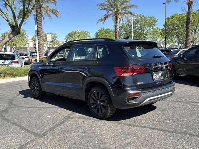 Used 2024 Black Volkswagen S image 3